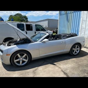 Meet your Posher, Clint